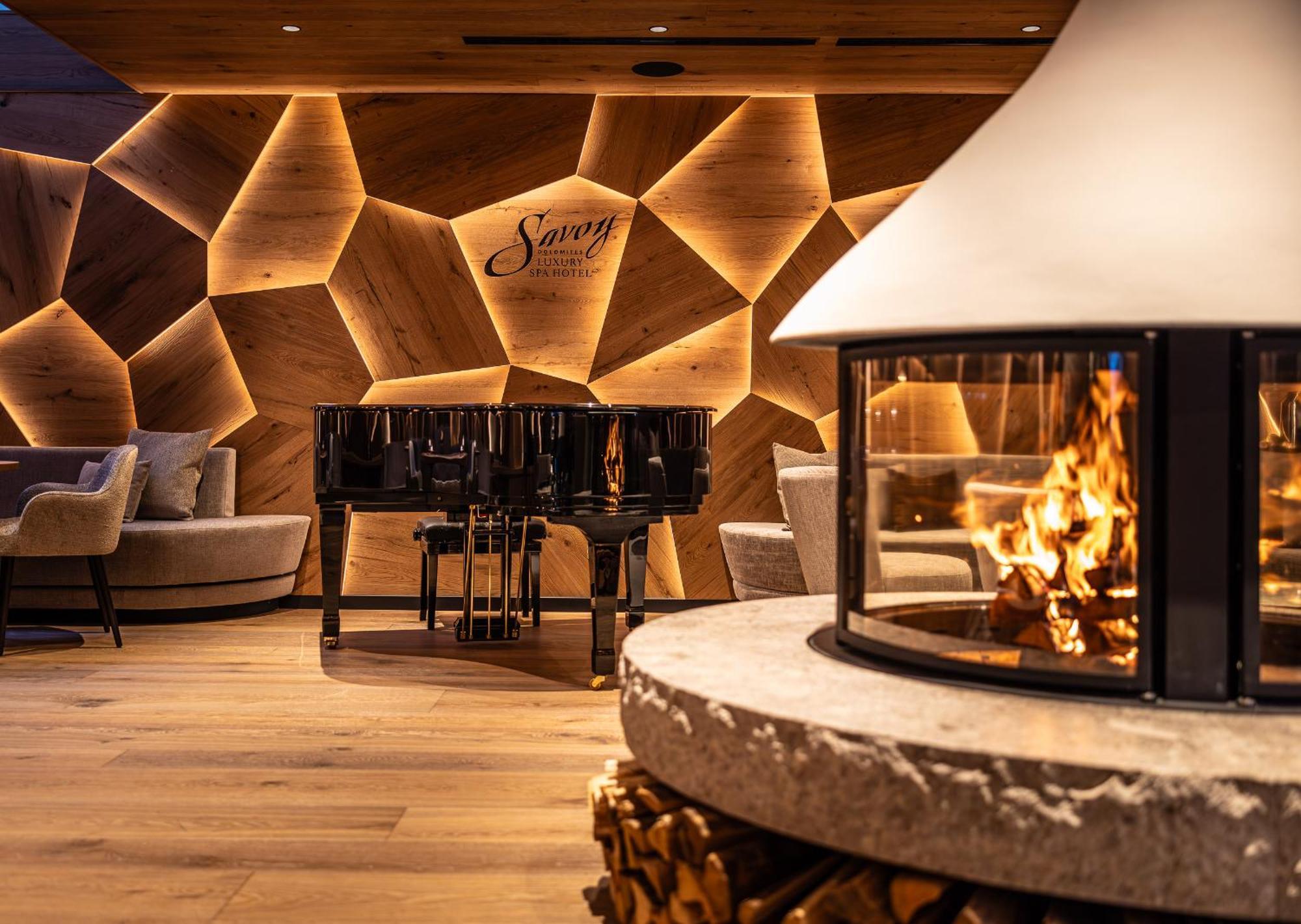 Savoy Dolomites Luxury & Spa Hotel Selva di Val Gardena Exterior photo