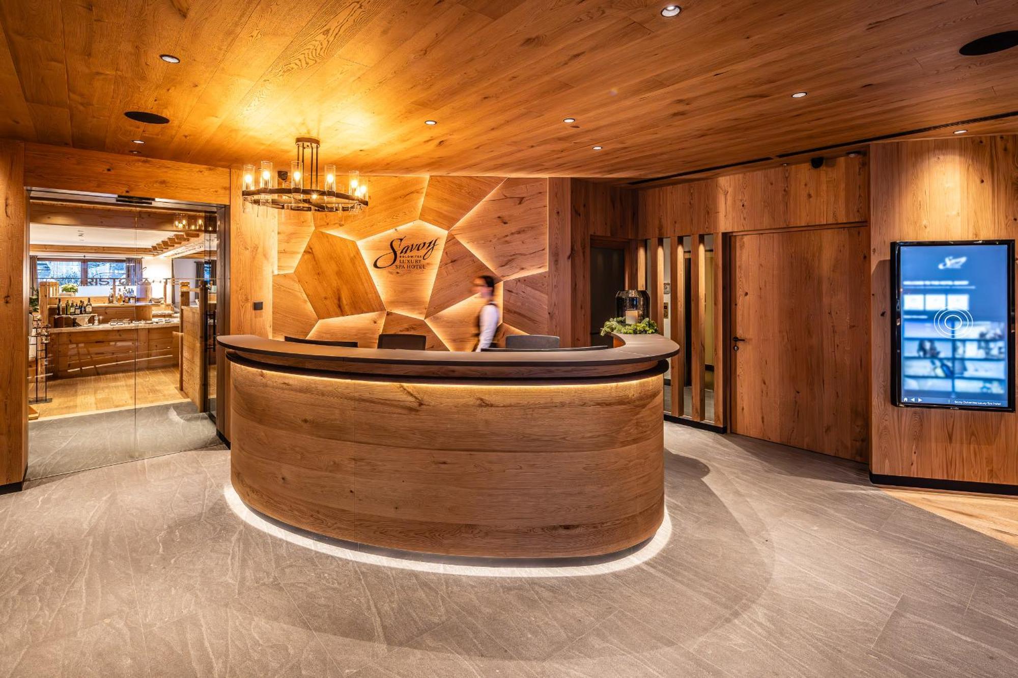 Savoy Dolomites Luxury & Spa Hotel Selva di Val Gardena Exterior photo