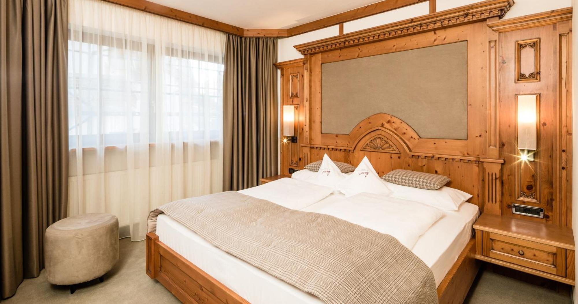Savoy Dolomites Luxury & Spa Hotel Selva di Val Gardena Exterior photo