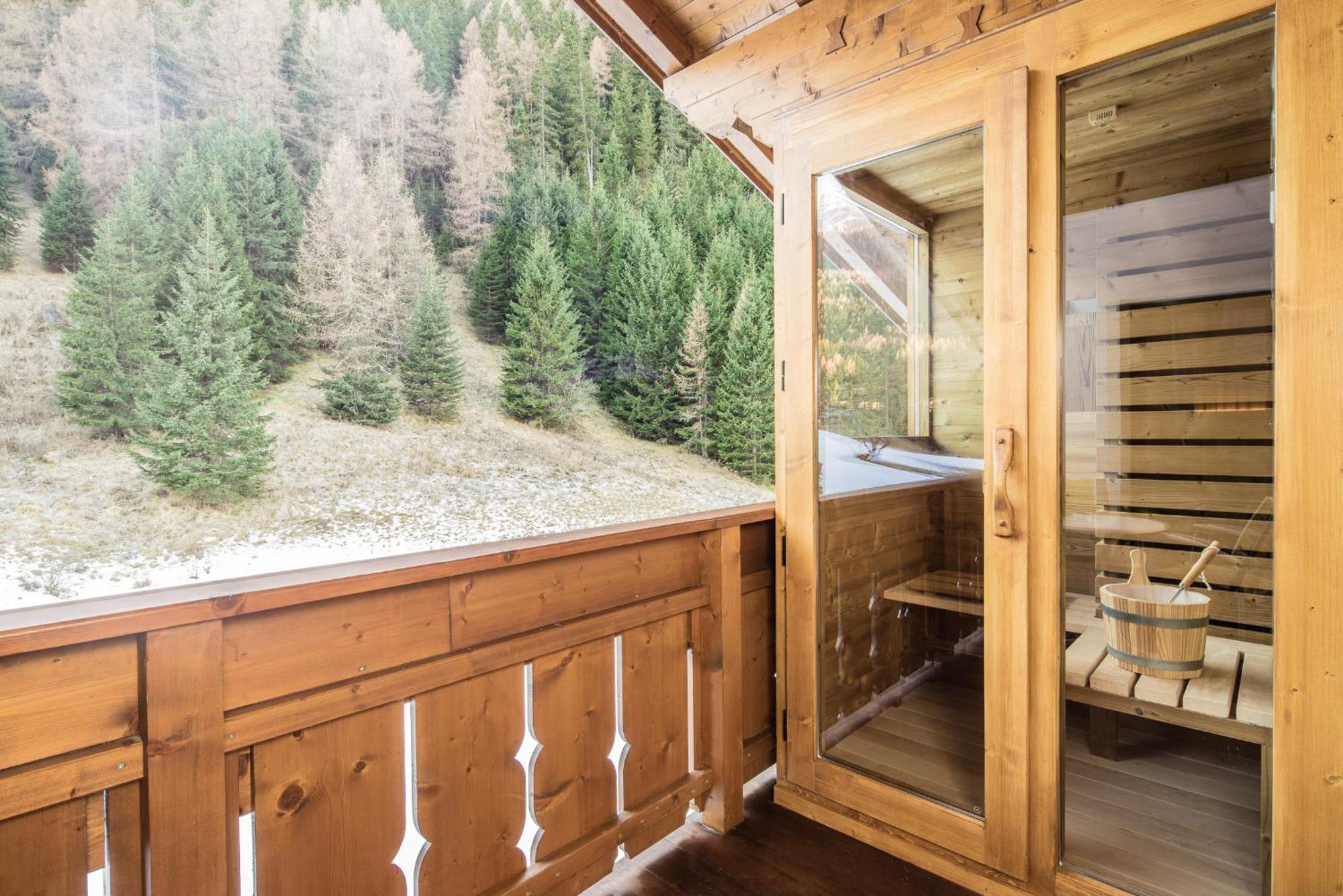 Savoy Dolomites Luxury & Spa Hotel Selva di Val Gardena Exterior photo