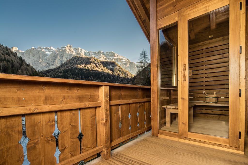 Savoy Dolomites Luxury & Spa Hotel Selva di Val Gardena Exterior photo